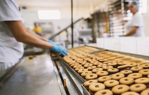 食品廠弱電工程解決方案實現生產安全、效率提升